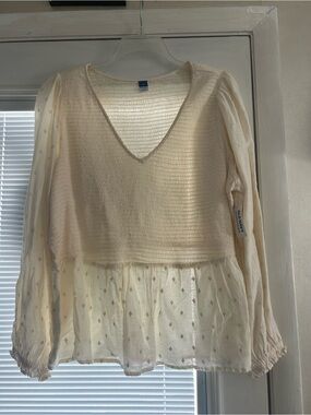 Old Navy Cream Textured V-Neck Long Sleeve Peplum Top